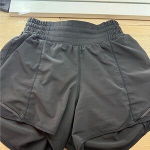 Lululemon hotty hots
